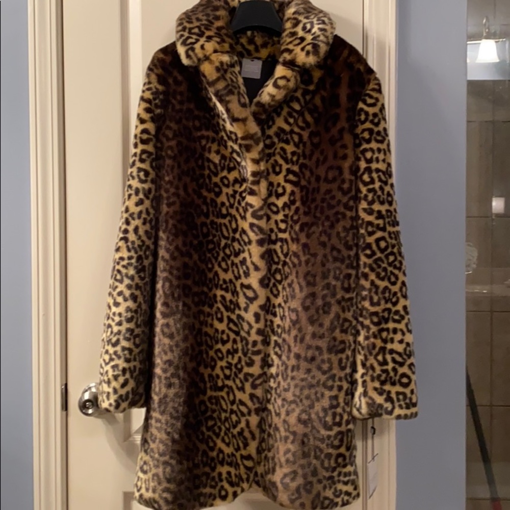 Laundry by Shelli Segal faux fur leopard coat
